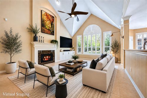 10 Latticeleaf Pl, The Woodlands, TX, 77382-5311 | Card Image
