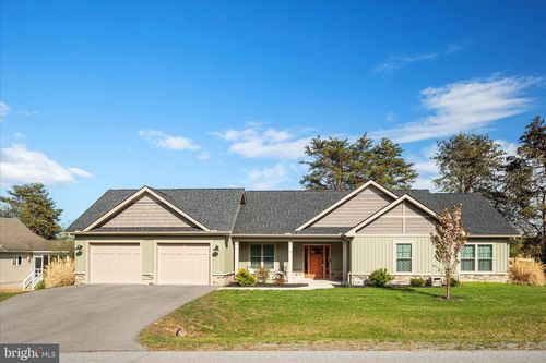 483 Wampum Ln, HEDGESVILLE, WV, 25427-7039 | Card Image