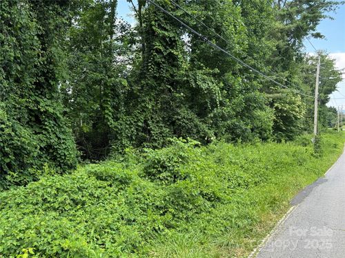 180 Rock Hill Road, Asheville, NC, 28803 | Card Image