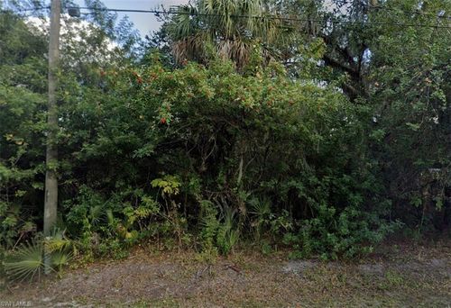 143 S Riverview St, Labelle, FL, 33935-4618 | Card Image