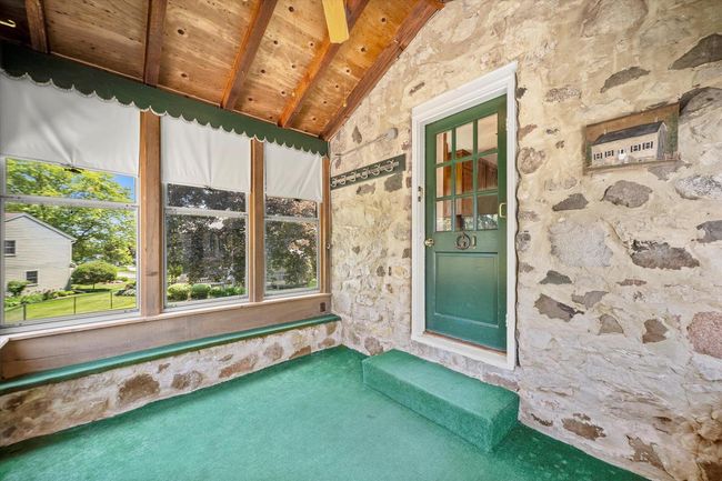 1718 17th Avenue, House other with 3 bedrooms, 2 bathrooms and null parking in Grafton WI | Image 15