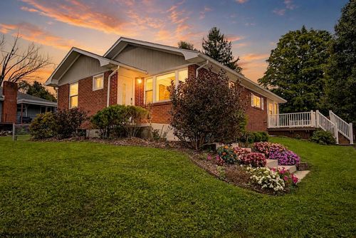 1404 Buckhannon Ave, Morgantown, WV, 26508-8723 | Card Image