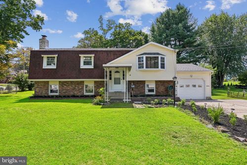 254 Mill St, MOUNT HOLLY, NJ, 08060-1927 | Card Image