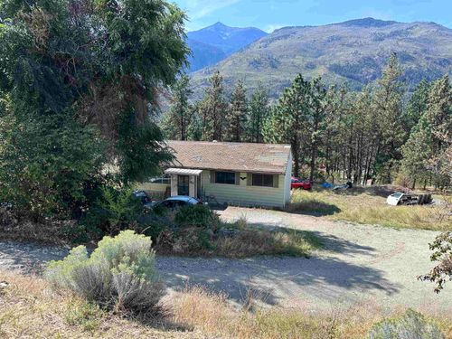 190 Loring Way, Lytton, BC, V0K1Z0 | Card Image