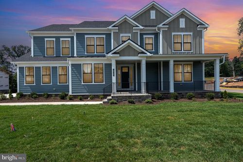18389 Sugar Snap Cir, LEESBURG, VA, 20176 | Card Image