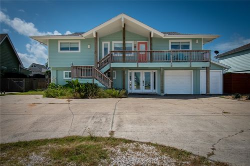 20 Mazatlan Dr, Rockport, TX, 78382-3725 | Card Image