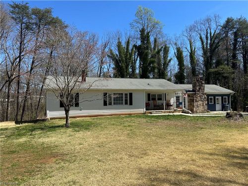 2047 Sizemore Rd, Germanton, NC, 27019-8957 | Card Image