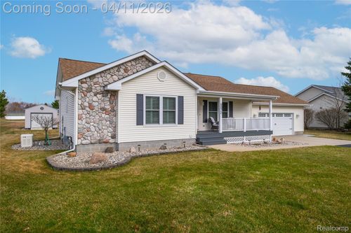 6072 Fish Lake Rd, North Branch, MI, 48461-9715 | Card Image