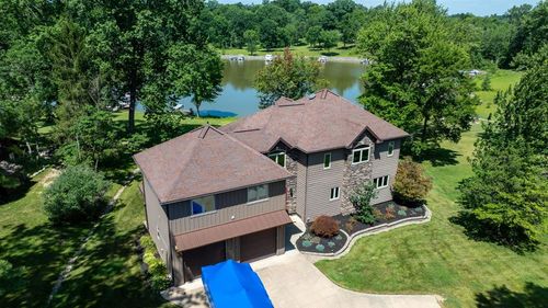 945 Pike Dr, Mansfield, OH, 44903-9120 | Card Image