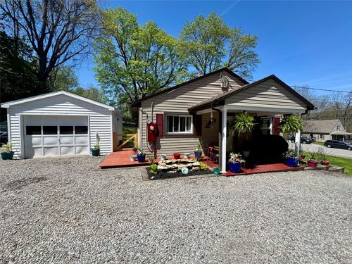 17317 Cussewago Rd, Meadville, PA, 16335-9572 | Card Image
