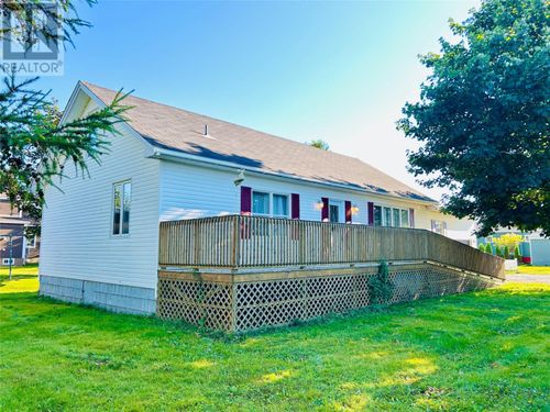 14 Osbourne St, Jerseyside, NL, A0B | Card Image
