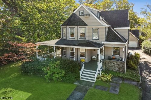 200 Inwood Ave, Montclair, NJ, 07043-1947 | Card Image