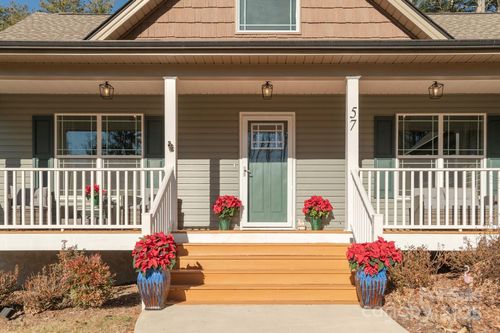 57 Pounding Mill Road, Hendersonville, NC, 28792 | Card Image