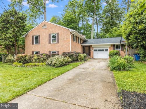 8706 Braeburn Dr, ANNANDALE, VA, 22003-3970 | Card Image