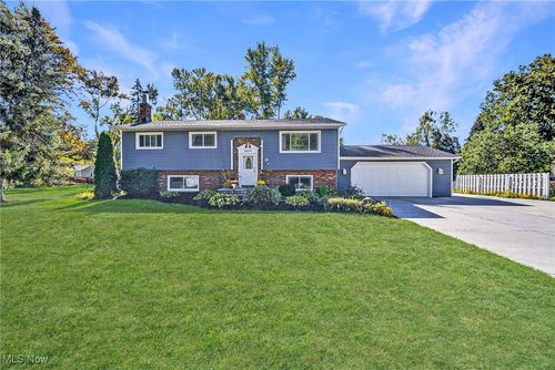 8548 Seaton Pl, Mentor, OH, 44060-6024 | Card Image