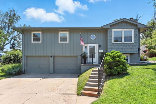 603 Cedardale Road, Papillion, NE, 68046 | Card Image