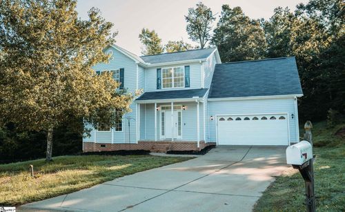 8 Gentian Ct, Taylors, SC, 29687-5465 | Card Image