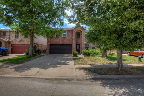 16609 Woodside Dr, Justin, TX, 76247-6787 | Card Image