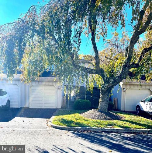 1502 Seneca Run, AMBLER, PA, 19002-3616 | Card Image