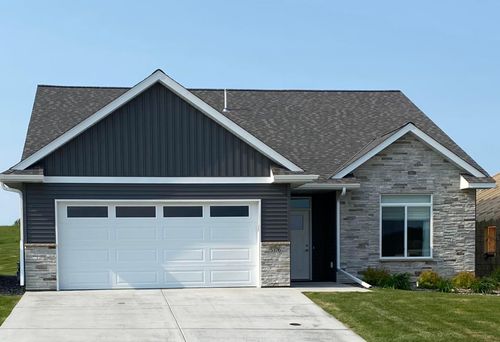 5376 Tee To Green St, Saint Cloud, MN, 56304-4653 | Card Image