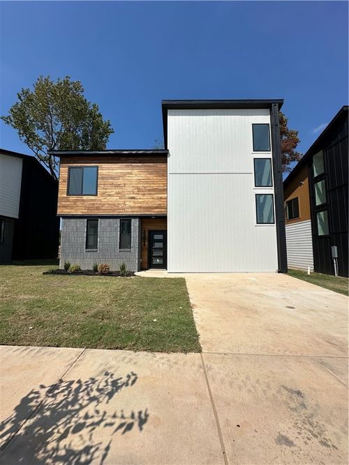 2603 W Bonnie Ln, Rogers, AR, 72758 | Card Image