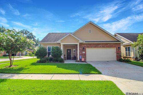 17-7111 Village Maison Ct, Baton Rouge, LA, 70809-4686 | Card Image