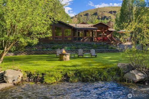 8501 Manastash Rd, Ellensburg, WA, 98926-7980 | Card Image