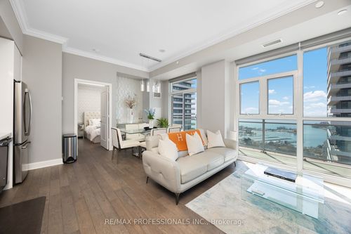 lph3501-33 Shore Breeze Dr, Etobicoke, ON, M8V0G1 | Card Image