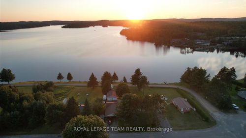 76 Lake St, Whitney, ON, K0J2M0 | Card Image