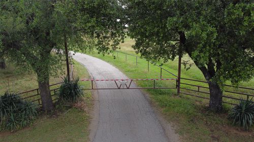 2815 Fm 3092, Gainesville, TX, 76240-0424 | Card Image