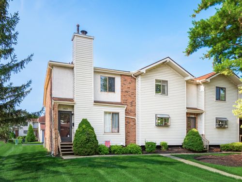 d5-463 E North St, Worthington, OH, 43085-3279 | Card Image