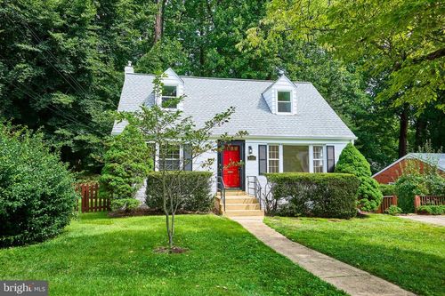 6506 Oakwood Dr, FALLS CHURCH, VA, 22041-1110 | Card Image