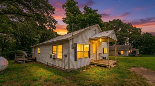 208 Sherman, Thayer, MO, 65791-9206 | Card Image