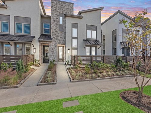 16646 Texas Hill Country Rd, Cypress, TX, 77433-7249 | Card Image