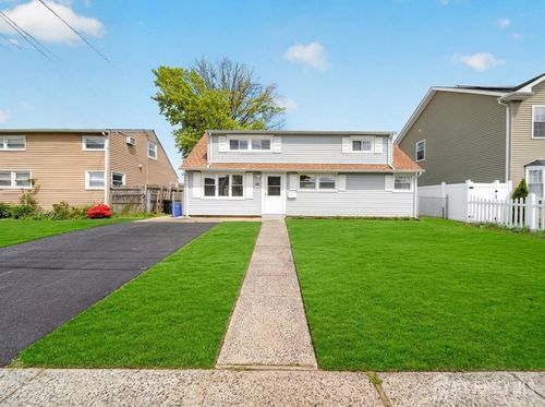 46 Arthur Ave, Carteret, NJ, 07008-2462 | Card Image