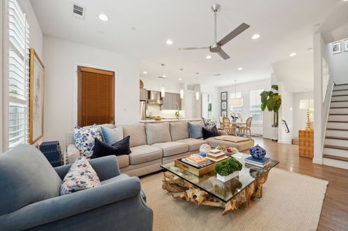 104-5015 Manett St, Dallas, TX, 75206-6639 | Card Image