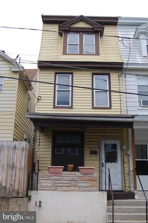 117 Lombard Street, TAMAQUA, PA, 18252 | Card Image