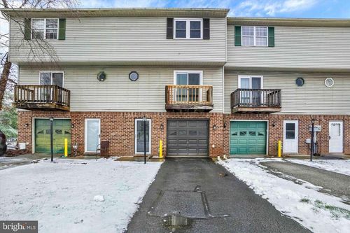 1606 Condor Ln, DOVER, PA, 17315-2775 | Card Image