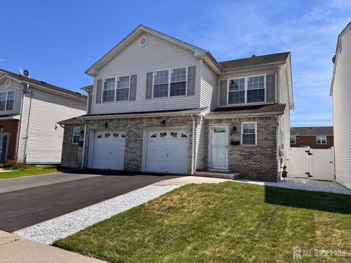 32 Mercer St, Carteret, NJ, 07008-3314 | Card Image