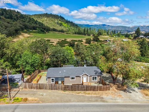 4458 Shoestring Rd, Riddle, OR, 97469-8655 | Card Image