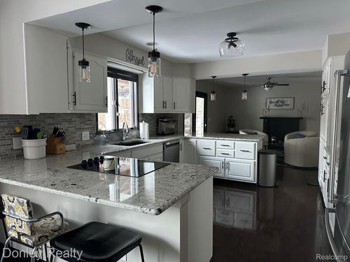 232 W Mills St, Sandusky, MI, 48471-1227 | Card Image