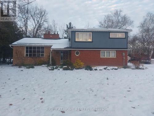 19 Shepherd Rd, Whitby, ON, L1M1G8 | Card Image