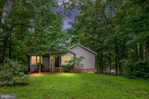 142 Woodland Dr, STAFFORD, VA, 22556-1229 | Card Image