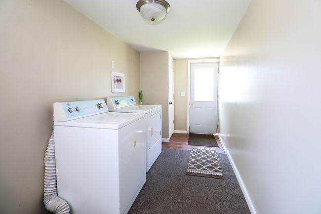 131 N Walnut St, House other with 3 bedrooms, 1 bathrooms and 2 parking in Minonk IL | Image 15