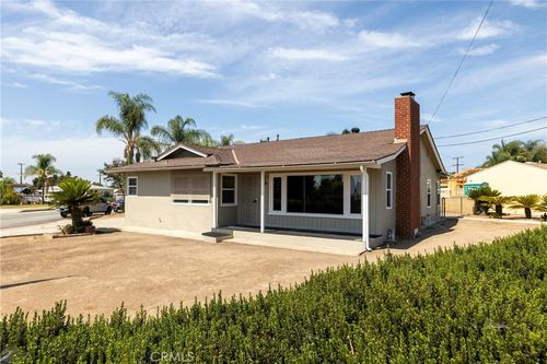13570 Meyer Rd, Whittier, CA, 90605-3944 | Card Image