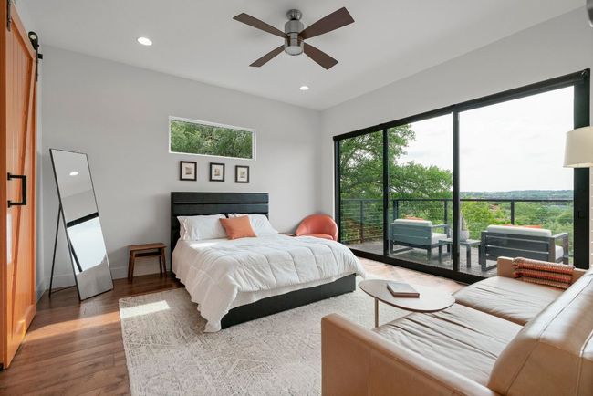 Wake up in your primary suite with a treehouse feel! | Image 18