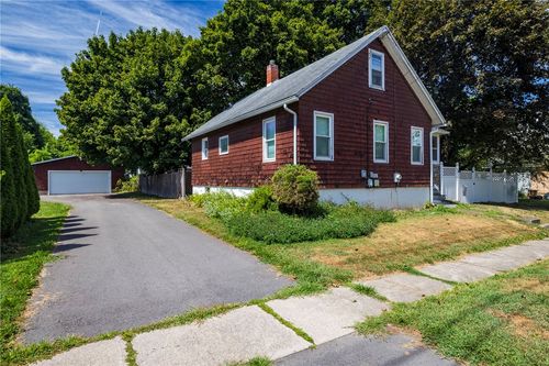 4 Merrick Ave, Manchester, NY, 14504-9717 | Card Image