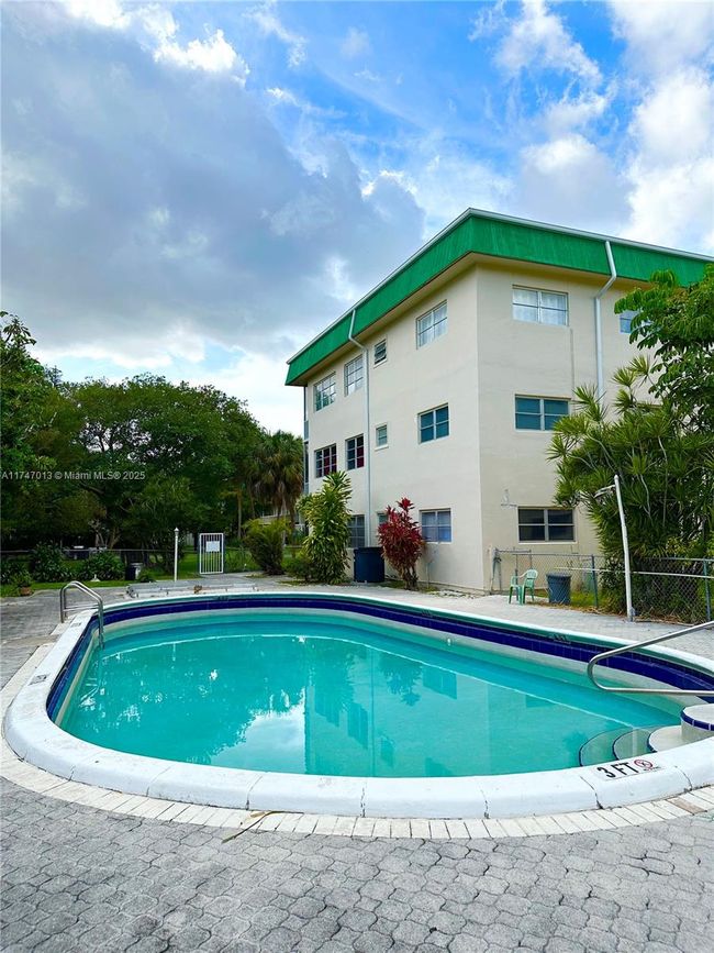 APT-209 - 1450 Atlantic Shores Blvd, Condo with 1 bedrooms, 1 bathrooms and null parking in Hallandale Beach FL | Image 19