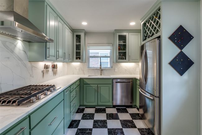 7243 Westbrook Ln, House other with 3 bedrooms, 2 bathrooms and null parking in Dallas TX | Image 5