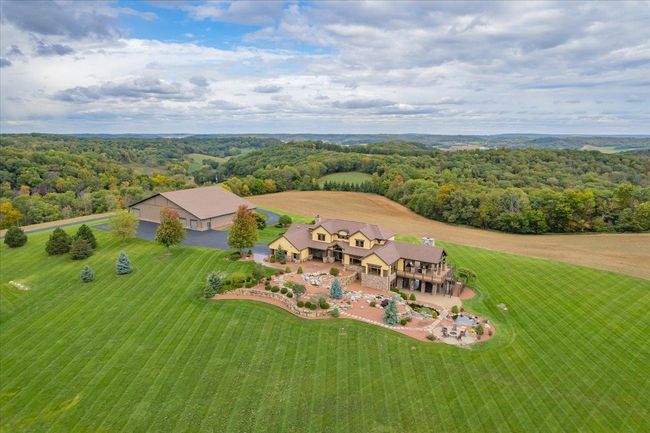 S10970 Butternut Rd, House other with 6 bedrooms, 6 bathrooms and null parking in SPRING GREEN WI | Image 4